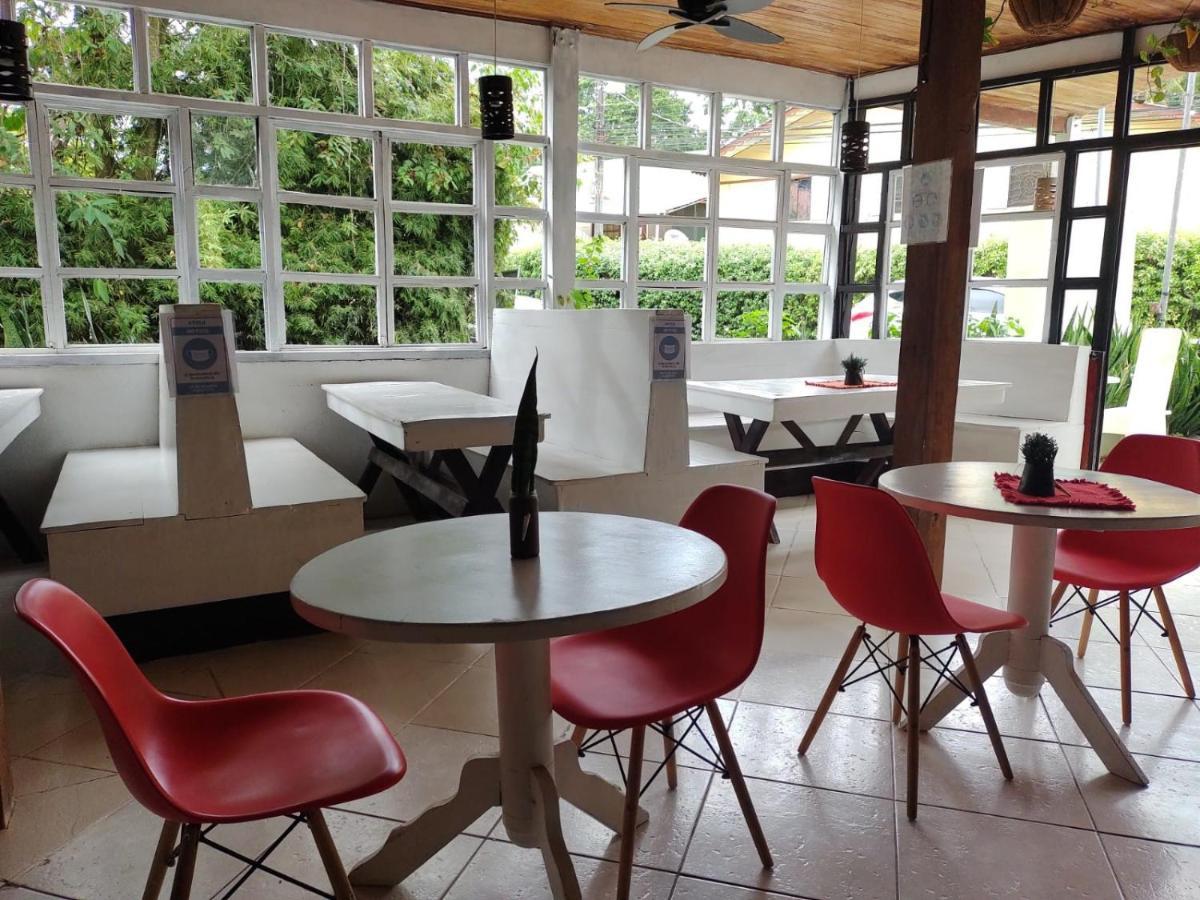 Lizard King Hotel & Suites Puerto Viejo de Talamanca Zewnętrze zdjęcie