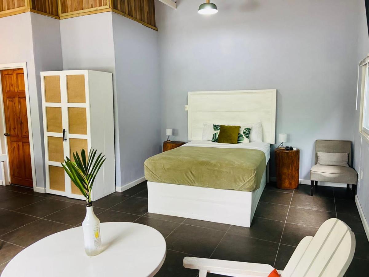Lizard King Hotel & Suites Puerto Viejo de Talamanca Zewnętrze zdjęcie