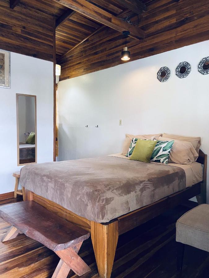 Lizard King Hotel & Suites Puerto Viejo de Talamanca Zewnętrze zdjęcie