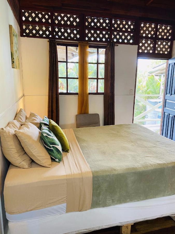 Lizard King Hotel & Suites Puerto Viejo de Talamanca Zewnętrze zdjęcie