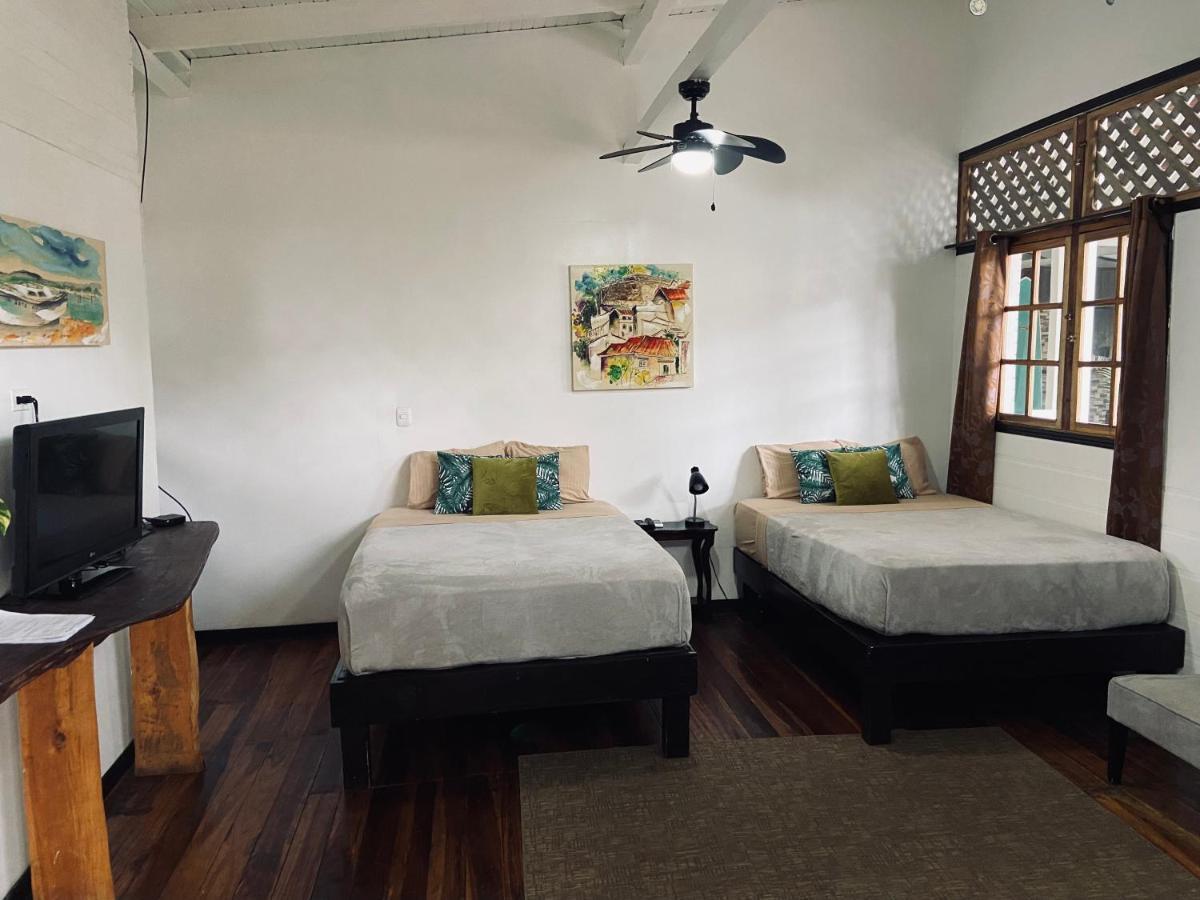 Lizard King Hotel & Suites Puerto Viejo de Talamanca Zewnętrze zdjęcie