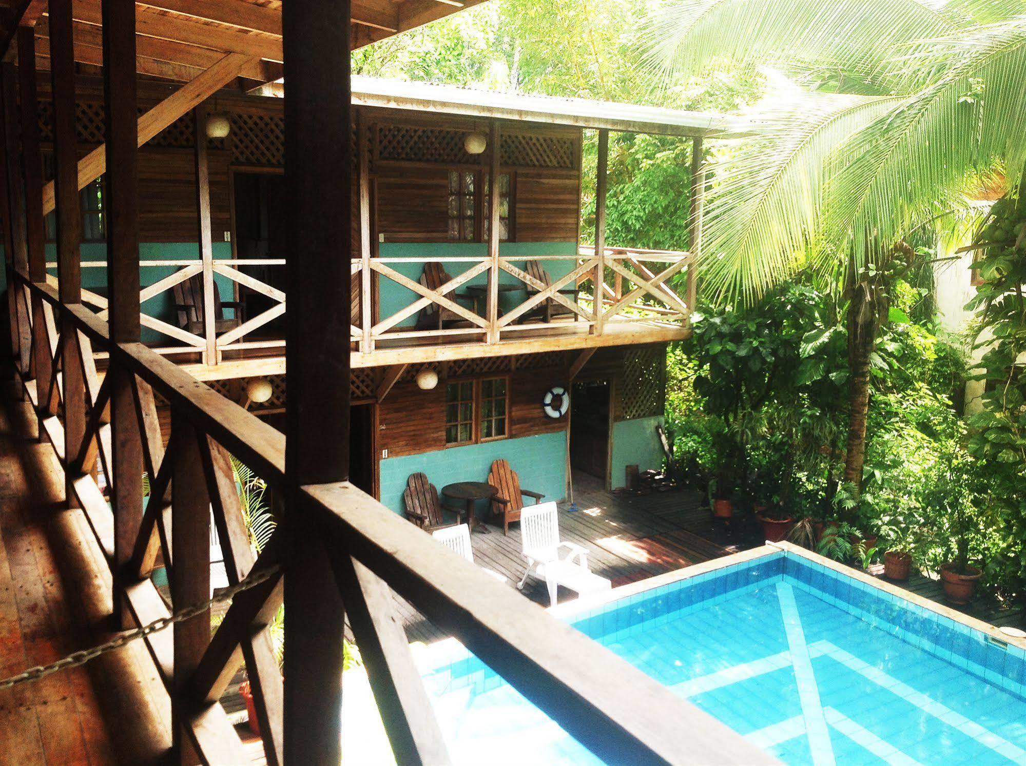 Lizard King Hotel & Suites Puerto Viejo de Talamanca Zewnętrze zdjęcie